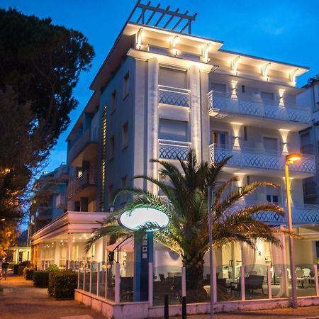 Hotel Vela D'Oro Riccione Esterno foto